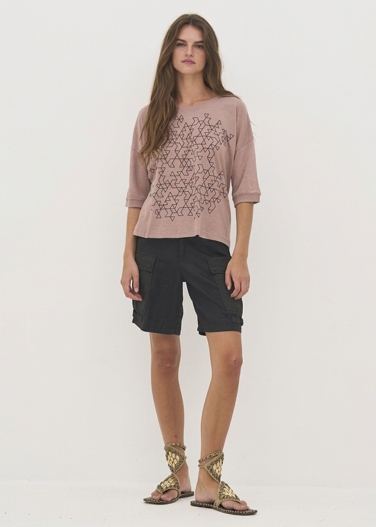 Delin Tee