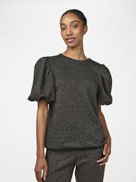 Cassie Top